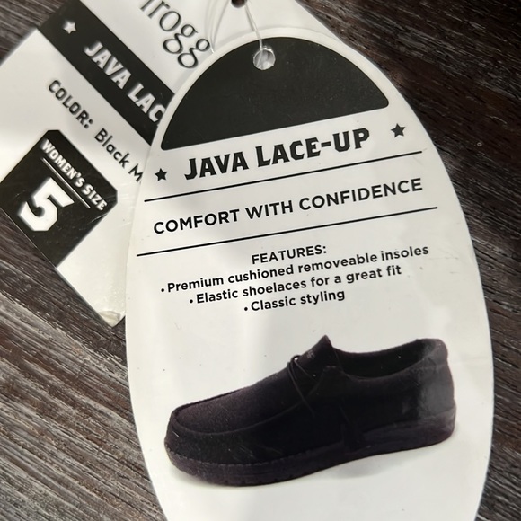 Frog Toggs Java lace-up black mono shoes NWT. Similar style as the Hey Dudes - Picture 6 of 6